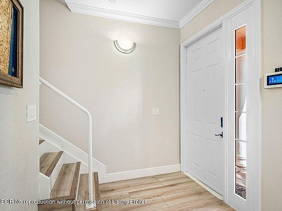 3rd image of 124 Harbors Way #124