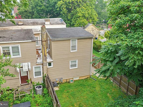 3rd image of 315 Mulberry St