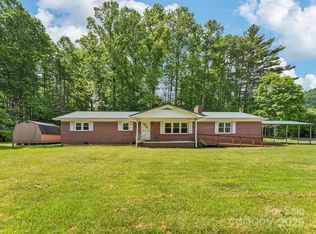 767 Brushy Creek Rd, Spruce Pine, NC 28777