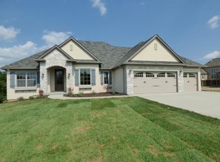 7260 Brackenhill Ct, Columbia, MO 65203