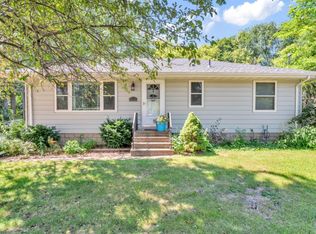 4621 Babcock Trl, Inver Grove Heights, MN 55077