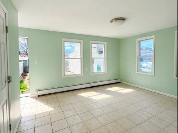 1401 6th St, North Bergen, NJ