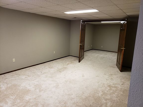 4th image of 12227 Hillcrest Pl