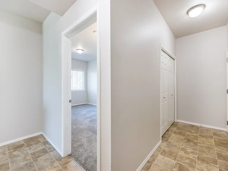 Ashlyn Place Apartments — Photo 17