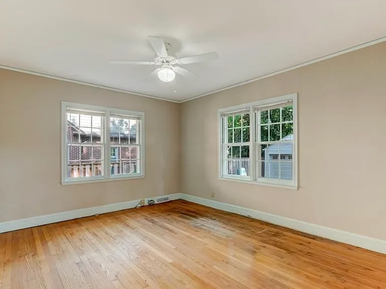 1804 Madison Ave — Photo 12