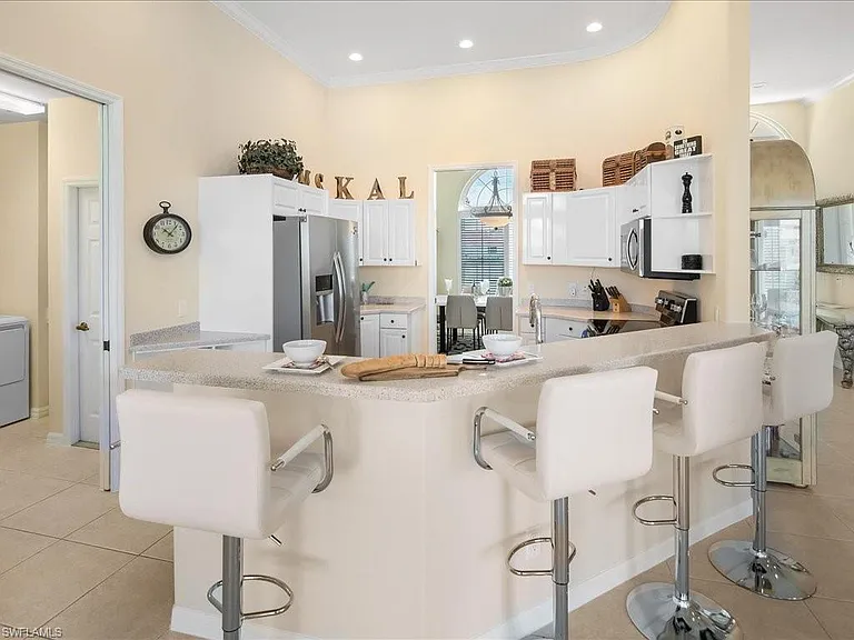 200 Copperfield Ct — Photo 30