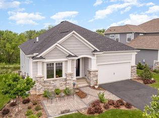 1049 Oakwood Rd, Newport, MN 55055