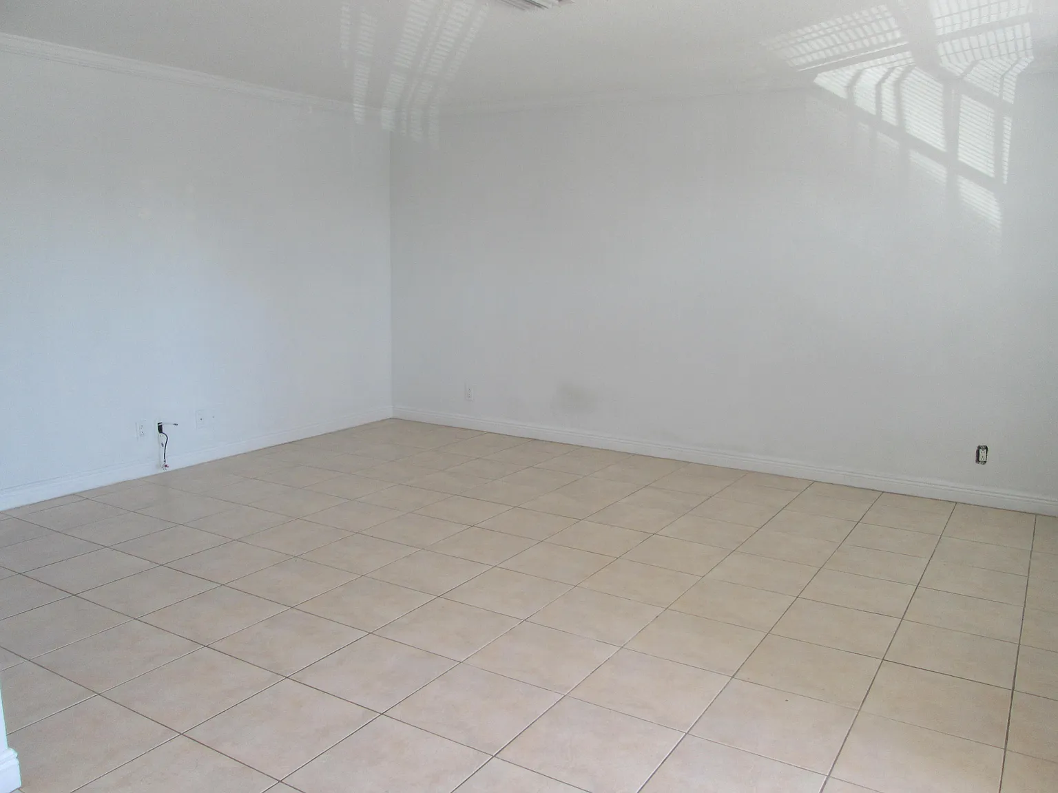 2 bed, 1.5 bath, 960 sqft, $1,900 — Photo 4
