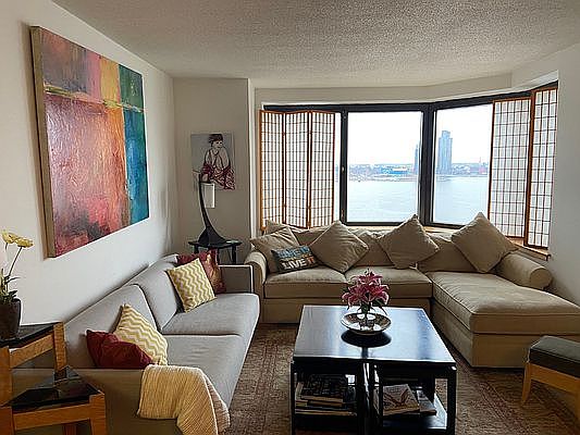 1st image of 415 E 37th St APT 11C