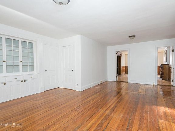 3rd image of 796 Carroll St #1