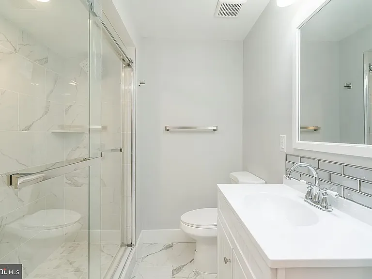 1720 S 22nd St #1 — Photo 31