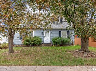 3215 W 66th St, Davenport, IA 52806
