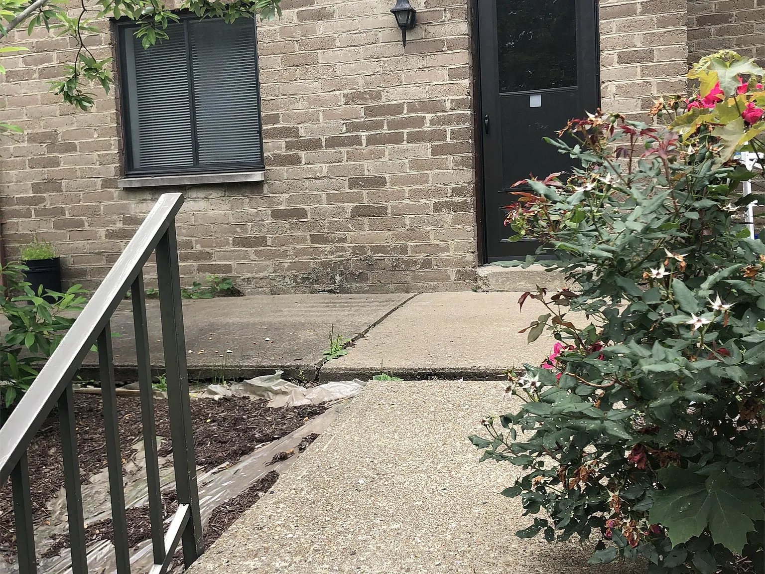 1410 Summit Street - 14 — Photo 1