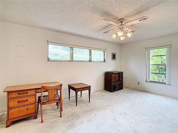 4th image of 6806 23rd Ave W