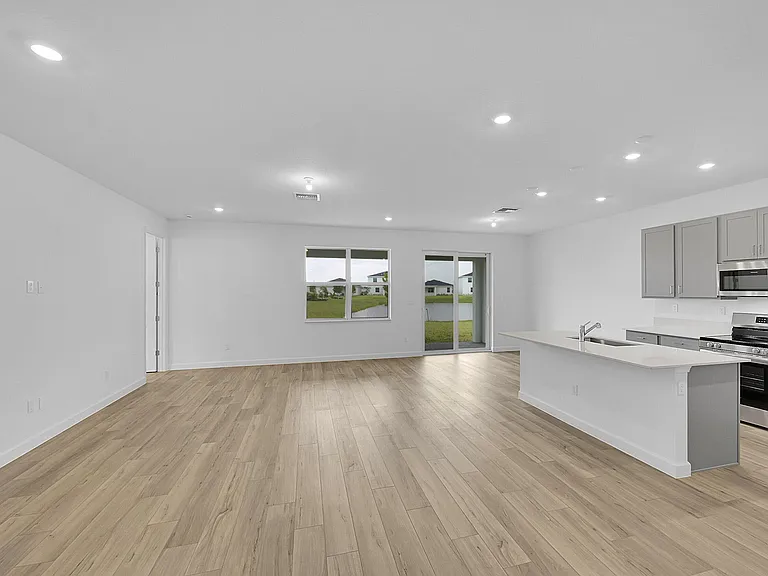 3501 Harborside Ave — Photo 14