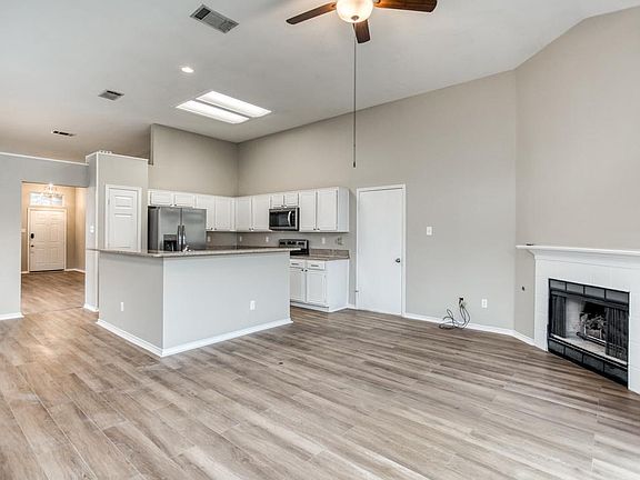 2nd image of 9712 Carmel Valley Dr