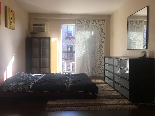 Rented by Tri State Commercial Realty | media 22