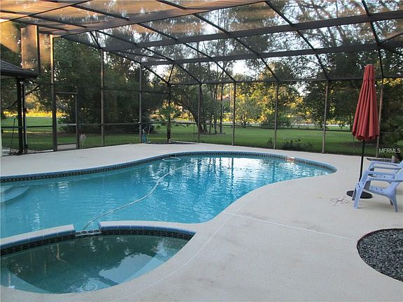 3rd image of 1706 Markham Glen Cir