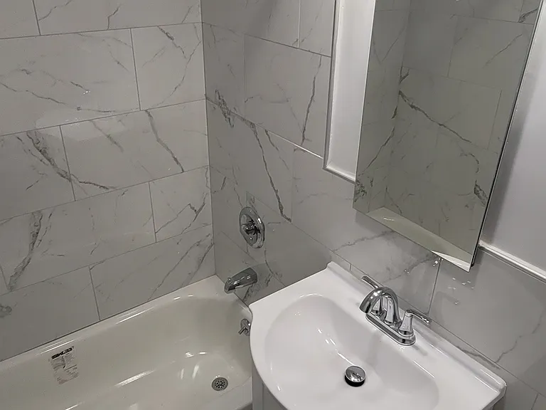 94 Martha Ct #10 — Photo 9