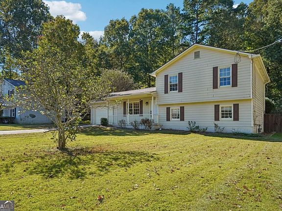 2nd image of 2520 Suncrest Ct