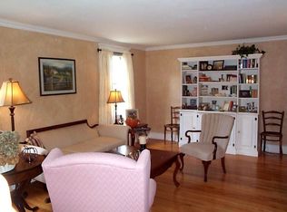 102 Thornhill Rd, Cherry Hill, NJ 08003