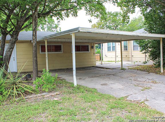 3rd image of 168 Harmon Dr