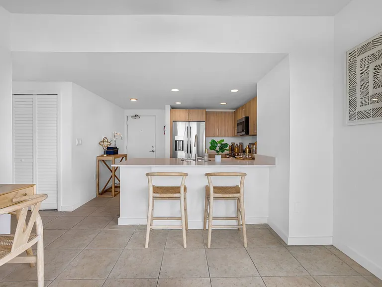 Pier 19 Residences and Marina — Photo 6