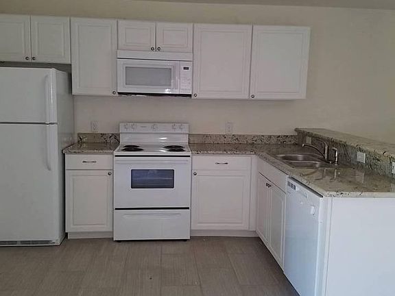 4th image of 215 Hill Terrace Dr #215A