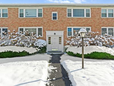 125 Heritage Hill Road APT B, New Canaan, CT, 06840