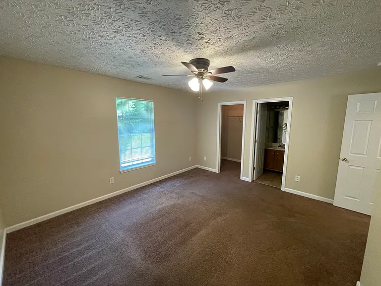 10824 Charlene Dr — Photo 18
