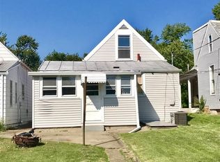 816 N 14th St, Quincy, IL 62301