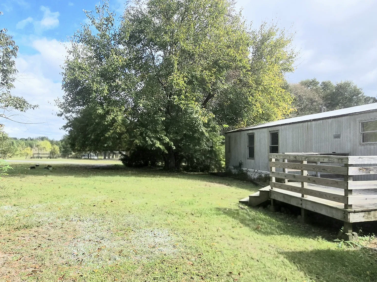 2 bed, 900 sqft, $1,200 — Photo 3
