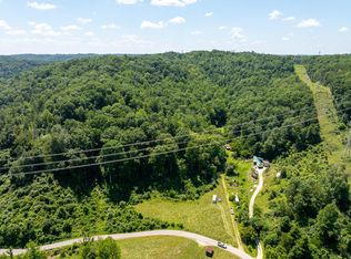 1894 Charleys Creek Rd, Culloden, WV 25510
