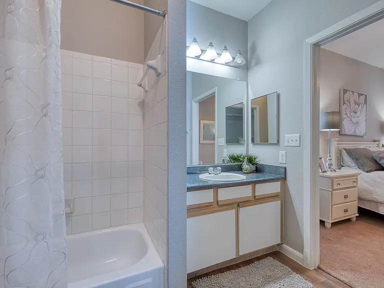 Saddle Ridge — Photo 12