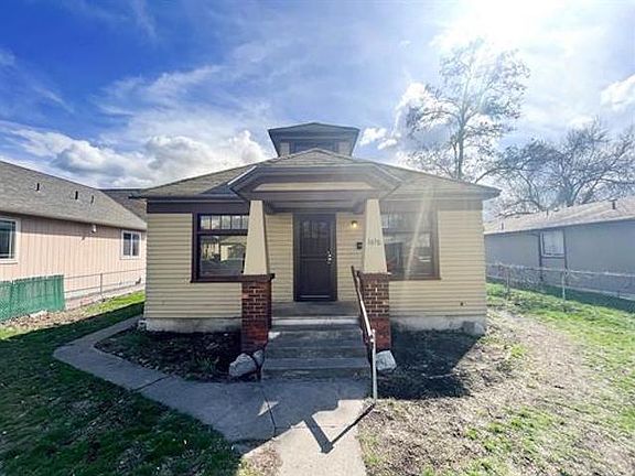 2nd image of 1818 E Mallon Ave