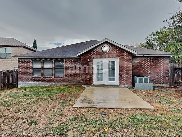 2231 Creekside Bnd — Photo 21