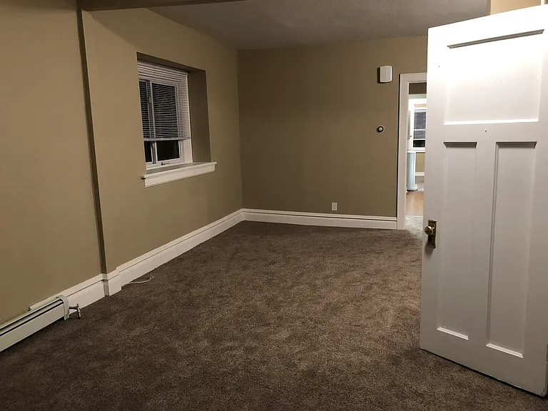 308 James Ave #2 — Photo 9