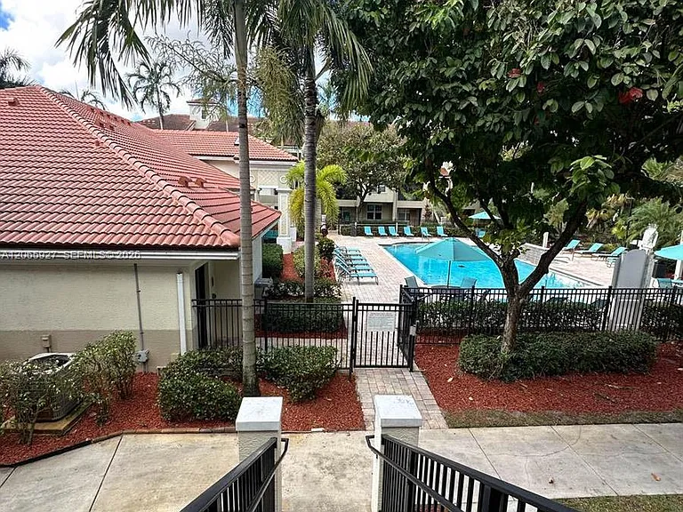 5840 W Sample Rd #305 — Photo 24