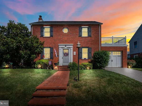607 Harding St, New Cumberland, PA 17070