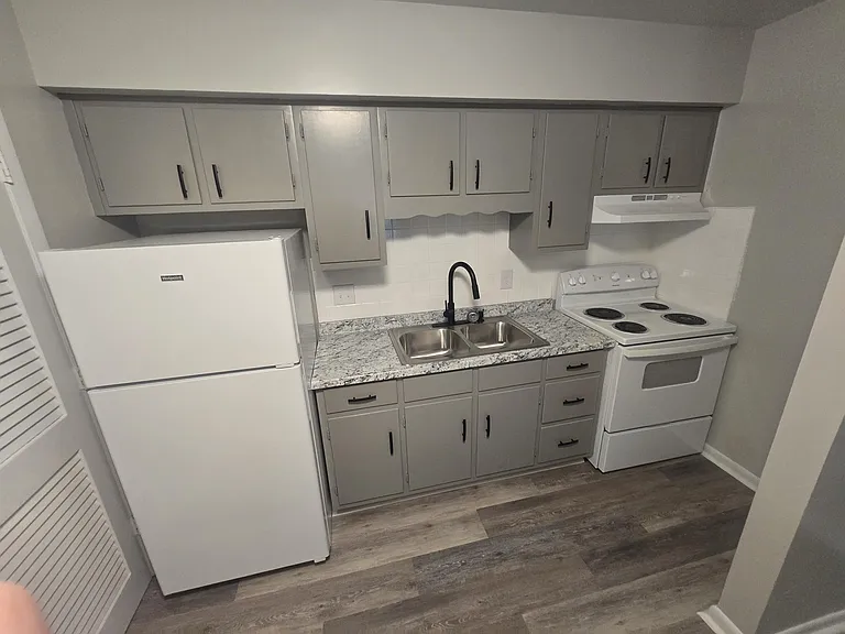 2627 Westover Ave SW #12 — Photo 5