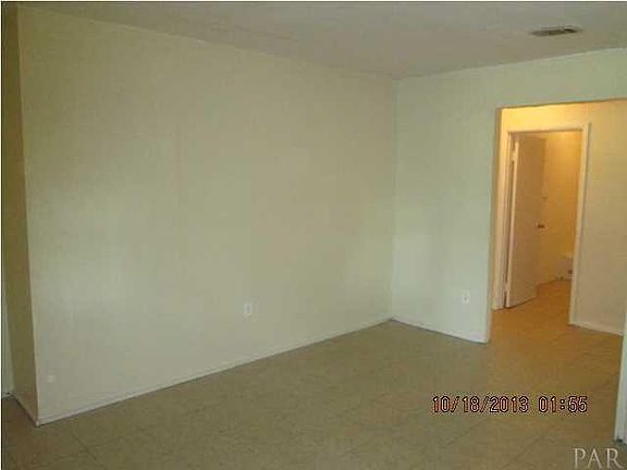3rd image of 322 Richmond St #A