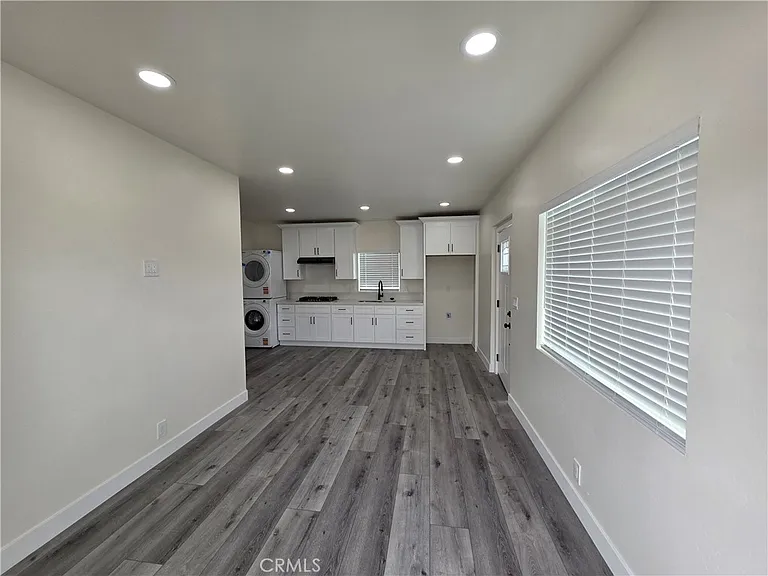 9531 Mallard Ave — Photo 4