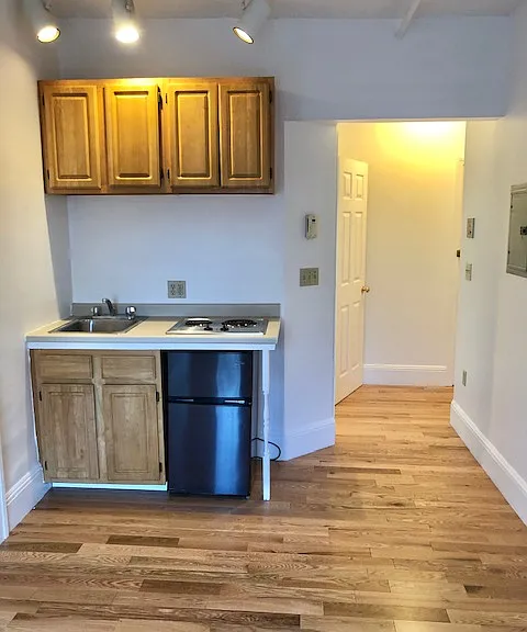 1077 Beacon St #13 — Photo 1