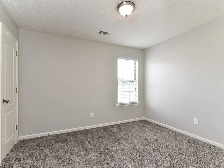 5160 Towne Park Dr — Photo 14