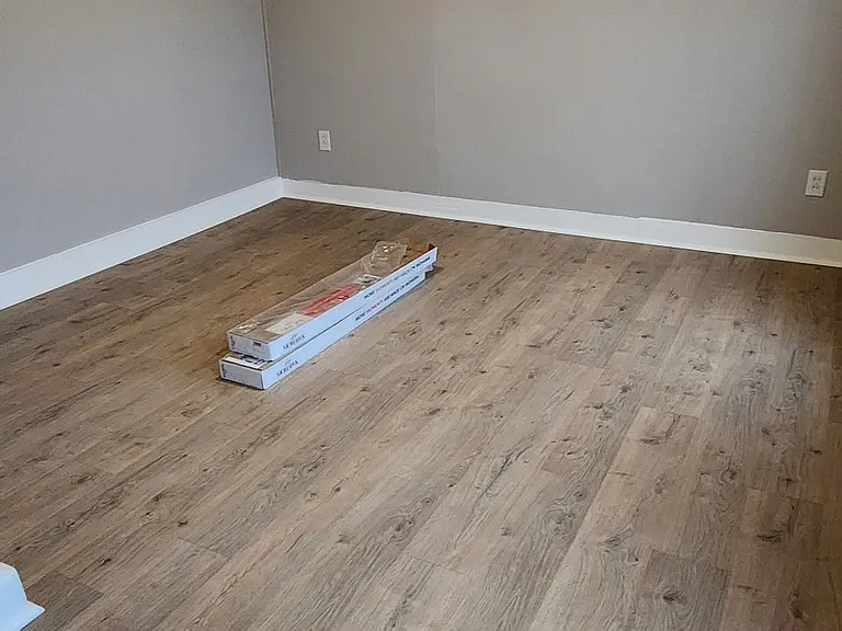 115 Franklin Ave #1/2 — Photo 3