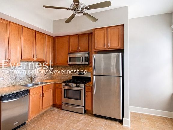 2nd image of 821 N Winchester Ave #3