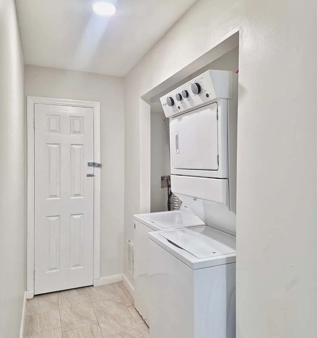 1 bed, 800 sqft, $1,850 — Photo 4
