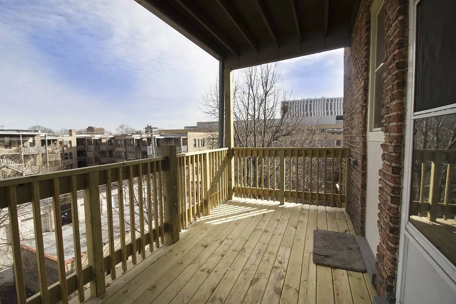 5427 S. Greenwood — Photo 4
