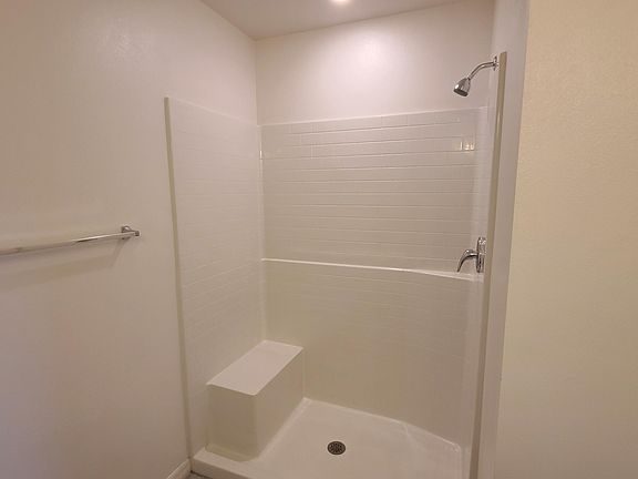 5th image of 6138 NW Gaylord Ter