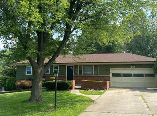 1709 E Berry Rd, Independence, MO 64057